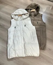 Parka da donna in piumino autunno inverno senza peso con perline impreziosito con cappuccio senza maniche in piuma d'oca 231018