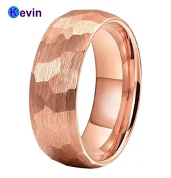 Rose Gold Hammer Ring Tungsten Carbide Wedding Band för män Kvinnor Mångfacetterad Hammered Borsted Finish 6mm 8mm Comfort Fit6290777