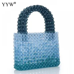 Kvällspåsar yyw kvinnor akryl handväska mini pärlbaggar handgjorda gradient transparent blå pärlor tote för bröllopsbeachparty 231017