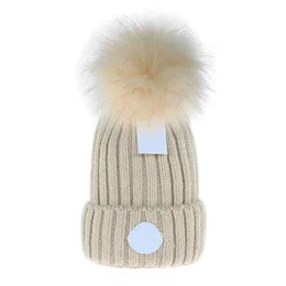 Czapka czapki męskie designerskie czapki nowe modne kobiety panie ciepłe zimowe czapkę duże sztuczne futro pom POMS Bobble Hat Outdoor Bonnet Men Casquette