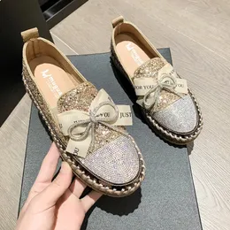 Chinelos mulheres brilhando mocassins bowknot slipon grosso botton casual senhoras sapatos de cristal feminino plataforma tênis esportes 231017