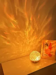 Nowością Pozycje Woda Ripple Projektor nocny światło kryształowy dekoracja domowa domy domowe sypialnia estetyczna atmosfera świąteczne prezent zachodu słońca 231017