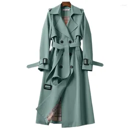 Kadınlar trençkotları moda kemer ceketi kadınlar çift göğüslü orta uzunluğunda palto rüzgar kırıcı kadın ceket