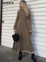 Urban Sexy Dresses Casual O-neck Women Knitted Long Dress Autumn Elegant Ribbed Long Sleeve Bodycon Dresses Ladies Pleated A-line Maxi Robe 231018