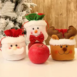 Decorazioni natalizie, sacchetti di caramelle, sacchetti regalo, pupazzi di neve anziani, alci, sacchetti di mele, decorazioni per alberi di Natale in stock