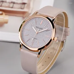 ساعة معصم فاخرة Wath Watch Watch Fashion Multi Strap حزام عالي المزاج البارد كوارتز مطابقة