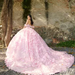 Розовое сексуальное платье Quinceanera в форме сердца, милое бальное платье принцессы с аппликациями из бисера и объемным цветком, 16 лет, для девочек-принцесс