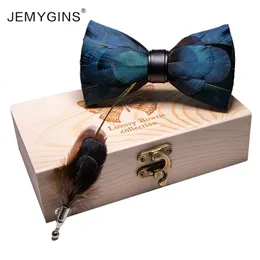 Gravatas borboleta Jemygins design original mens gravata borboleta azul escuro pena natural gravata artesanal gravata caixa de presente conjunto de presente de festa de casamento 231013
