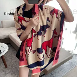 Lenços Designer Inverno Cavalo Animal Cachecol Cashmere Mulheres Design Impressão Grosso Cobertor Quente Xaile e Envoltório Bufanda Luxo Pashmina Stoles Y6XO LBIG