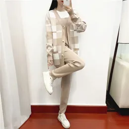 Women's Tracksuits Autumn Winter Plaid Knit Women's Tracksuit Cardigan sweater coat short sleeved top Solid Harem Pants 3 Piece Set Women 231018