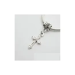 Charms 100st/Lot Sier Plated Cross Charms Pendant Dingle för armband DIY smycken som gör fynd smycken smyckesresultat komponenter dh2yp