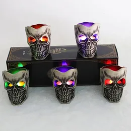 لوازم الحفلات الاحتفالية الأخرى Halloween Ghost Head Bar KTV Horror Decoration Propkin LED LED Skull Light 231018