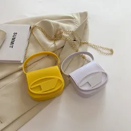 Mini Bag PVC Dingdang Väskor Flap Clutch Påsar 2023 Ny mode Single Shoulder Handväskor Totes Handväska