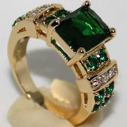 Pierścień Solitaire Pierścienie damskie Znakomita luksusowa biżuteria ślubna żeńska kryształ zielony kamień klasyczny prezent świąteczny 231018
