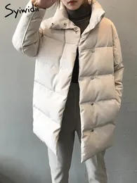 Piumino da donna Parka Syiwidii Puffer Autunno Inverno Giacca da donna 2023 Addensare caldi cappotti lunghi da donna Bottone elegante Capispalla oversize 231017