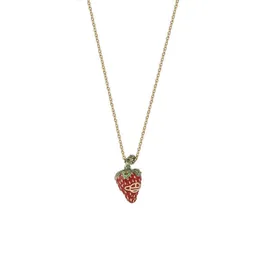 Vivie Westwood Queen Mother of England Vivian Pink Strawberry Necklace Collar Chary Pendant 231015