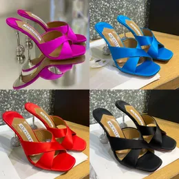 럭셔리 디자이너 Aquazzura High Heeled Slippers Sandals Stiletto Mules 다이아몬드 볼 금속 힐 10cm 실크 슬립 온 오픈 발가락 여성 비정상 발 뒤꿈치 슬리퍼