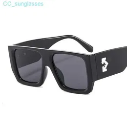 Fashion OFF sunglasses White Luxury Top luxury high quality brand Designer for men women new selling world famous sun glasses with off box NWU2