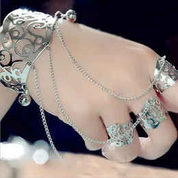 Полые кольца Комбинированный браслет с цепочкой на запястье Ювелирные аксессуары с соединением пальцев Roamtantic Nu Goth Викторианский панк239w