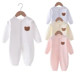 Rompers Autumn Baby Romper Solid Color Cute Bear Jumpsuits Cotton Spring born s Clothing for Boys Girls Infant Onesie 0 18M 231019