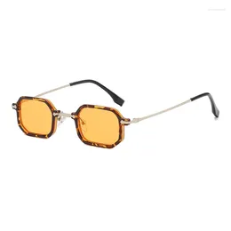 Lunettes de soleil petit carré femmes rétro mode luxe nuances UV400 hommes Punk lunettes de soleil