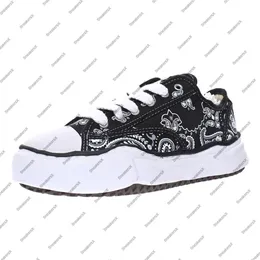 Maison Mihara Yasuhiro Peterson Canvas Buty do męskiej bandana sneaker męskie platforma projektantka buta para Paisley Sneakers Platformy Platformy Chunky