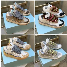 NOVOS sapatos de pão de cadarço grosso Versátil casais casuais Skate sapato de luxo designer de pão sapatos masculinos sapatos femininos sapatos moda tênis com caixa