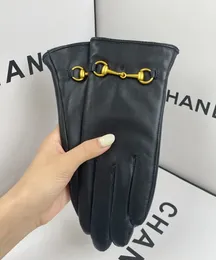 Damen-Designer-Handschuhe, 100 % echtes Leder, Samt-Stickerei, elegante Handschuhe, gepolstert und verdickt, Touchscreen, winddicht