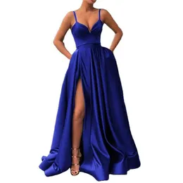 Casual Dresses Boutique Occasion Dresses V-hals Satin Aftonklänning med tunna axelremmar Sidoslits Prom Dress High midjeparty267d