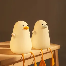 Paralumi Cute Duck Luci notturne Ricaricabili Patting Switch Lampada a LED creativa Decorazione per bambini Decorazione per la casa Camera da letto Comodino Regalo 231019