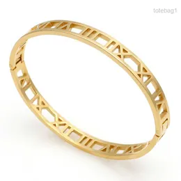 men bracelet Fashion Silver Stainless Steel Shackle Roman Jewelry Rose Gold Bracelets for Women Love BTU4