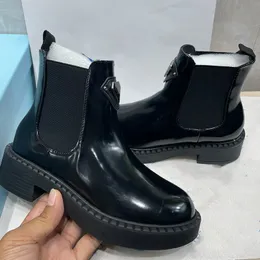Moda Tasarımcısı Monolith Boots Sonbahar ve Kış Platformu Boot Kadınlar Kaymaz Üçgen Siyah Patent Deri Dikken Up Ayak Bileği Savaş Giden Boyut 35-40
