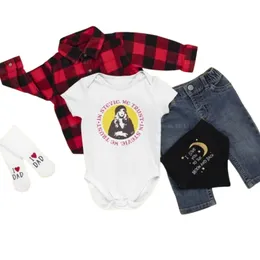 Rompers Stevie NicksBaby Onesie Pre Shrunk BabyRompersカスタムベビーシャワーギフト231019