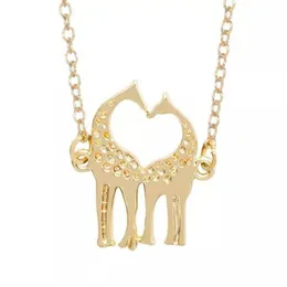 10PCS Cute Heart Loving Giraffes Necklace Simple lovely Twin Baby Deer Necklace Animal Jewelry for Couples2186
