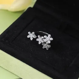 anello quadrifoglio Realizzato con conchiglie naturali e agata naturale Placcato in oro 18 carati per donna designer T0P riproduzioni ufficiali di qualità gioielli in stile classico 001