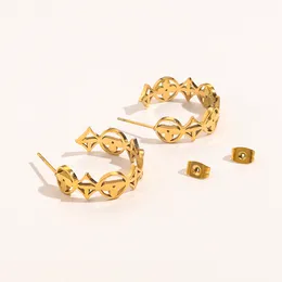 Designer Clover örhängen Nya underbara butikspresentörhängen Designer 18K Guldsmycken Girls Luxury Hoop Earrings Autumn Wedding Gift Jewelry