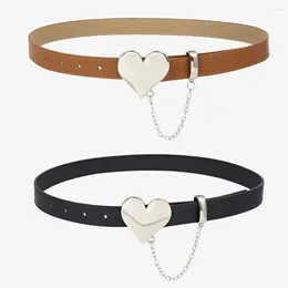 Cinture Cintura in vita Decorazione a catena a cuore Design alla moda Cintura regolabile in metallo Love Buckle Corsetto da donna