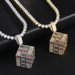 Ciondolo cubo magico ghiacciato multicolore Micro pavimenta collana di zirconi cubici per uomo donna regali moda gioielli hip hop X0509213R