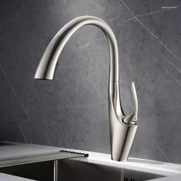 Torneiras de cozinha pull out sink faucet deck montado bocal pulverizador frio torneiras misturadoras