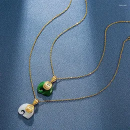 Hänge halsband elefant imitera jade halsband rostfritt kedja smycken vintage gröna vita kvinnor gåva choker klänning fest dekoration