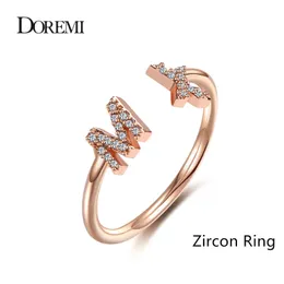 Anéis de casamento Doremi Anel Aberto Carta Personalizada Jóias Iced Out Zircon Pedra Geométrica Letras Moda Anel Para Mulheres Jóias Artesanais Para Presentes 231020