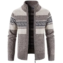 Herrenpullover Strickjacke für Männer im Herbst und Winter Koreanischer Pullover Stehkragen Joker Freizeitmantel 231019