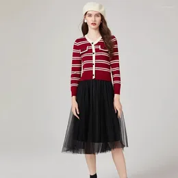 Casual klänningar mode hösten liten doft randig stickad lapptäcke mesh midi klänning kvinnoknappar röd kontrast färg v hals