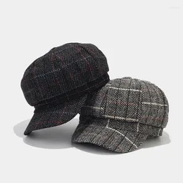 BERETS LDSLYJR秋と冬のアクリル縞模様のプリント八角形帽子のための男性の画家帽子ビーニーキャップ129