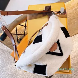 أكياس الكتف نساء شتاء تيدي حقيبة الخصر رجال Crossbody Chestpack أكياس الكتف غامضة مصمم فانيباك المحافظ