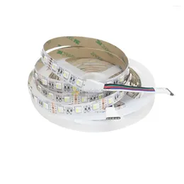 Şeritler 4 In 1 RGBW LED Strip DC12V Esnek Işık RGB Beyaz/Sıcak Renk Çip 60 LED/M 5m/Lot