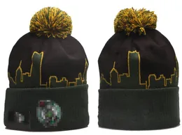 Celtics Beanie Boston Beanies جميع الفرق الـ 32 Trekned Pom Men Men's Caps Baseball Hats مخططة من الصوف الدافئ USA College Sport Hats Cap for Women