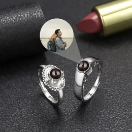 Anéis de casamento PO PO Silver Ring Projeção personalizada PO RINGS PARA HOMENS MULHERES PRESENTES ESPOSIA ANIVERSÁRIO DE CASAMENTO DE JOIXAS DA FAMÍLIA 231020