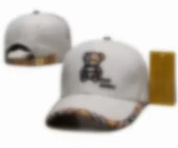 Klassisk högkvalitativ gata boll mössor mode baseball hattar män kvinnor lyxiga sportdesigner burberr mössor 19 färger framåt cap casquette justerbar hatt b-12
