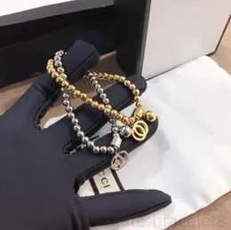 Designer Catena a maglie Ciondolo con lettera Bracciali in argento oro 18 carati Accessori di fascino di lusso Donna Collegamento in acciaio inossidabile Chiusure a ginocchiera Bracciale Gioielli di marca di alta qualità